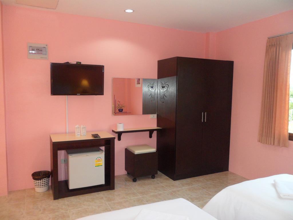 Pranee Mansion Airport Apartment Ban Bo Han Room photo