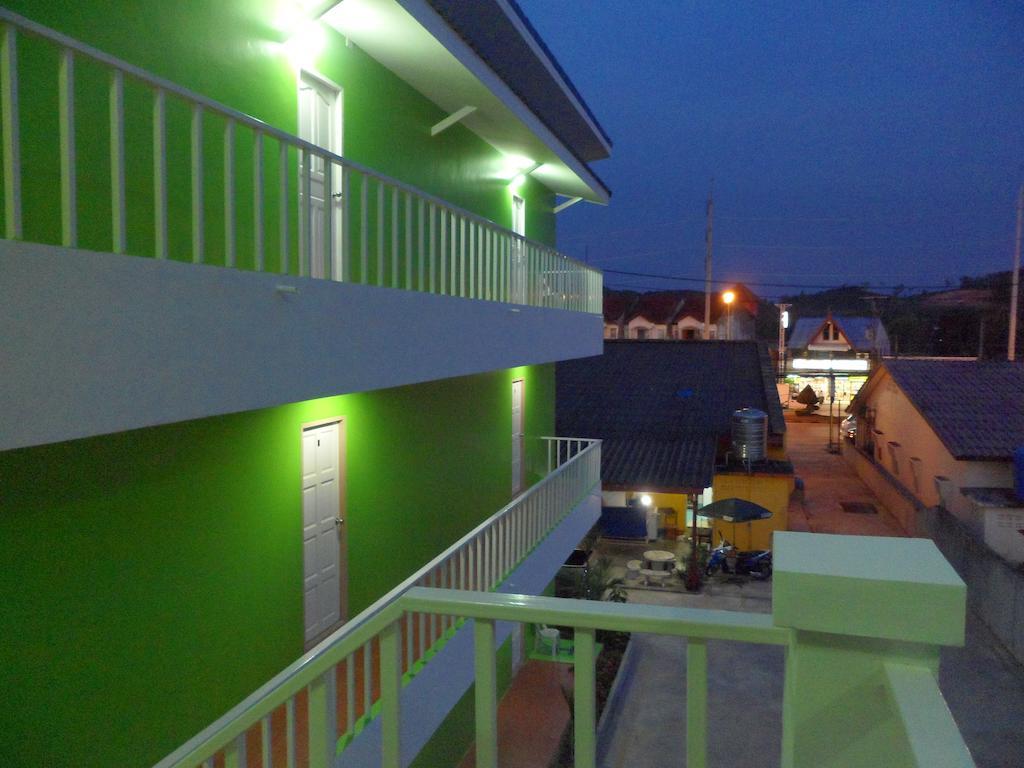 Pranee Mansion Airport Apartment Ban Bo Han Exterior photo