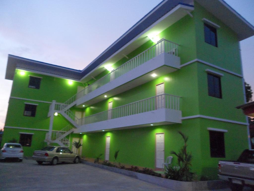 Pranee Mansion Airport Apartment Ban Bo Han Exterior photo