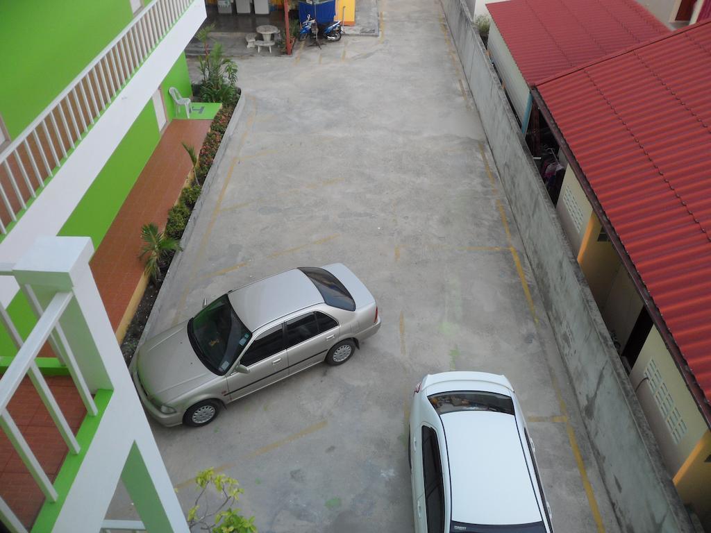 Pranee Mansion Airport Apartment Ban Bo Han Exterior photo